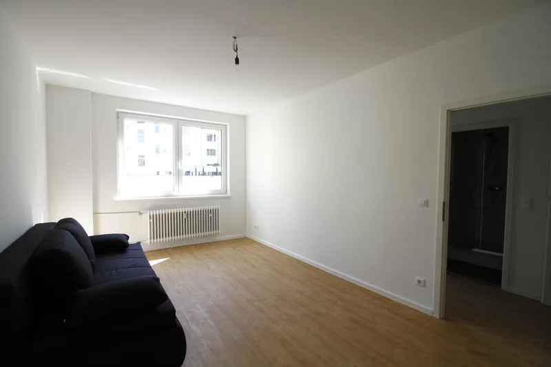 Teilgewerbliche Nutzung! Teilmöblierte 2-Zimmer Wohnung in der Spandauer Altstadt! — photo 1